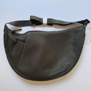 Uniqlo Mesh Round Shoulder Bag